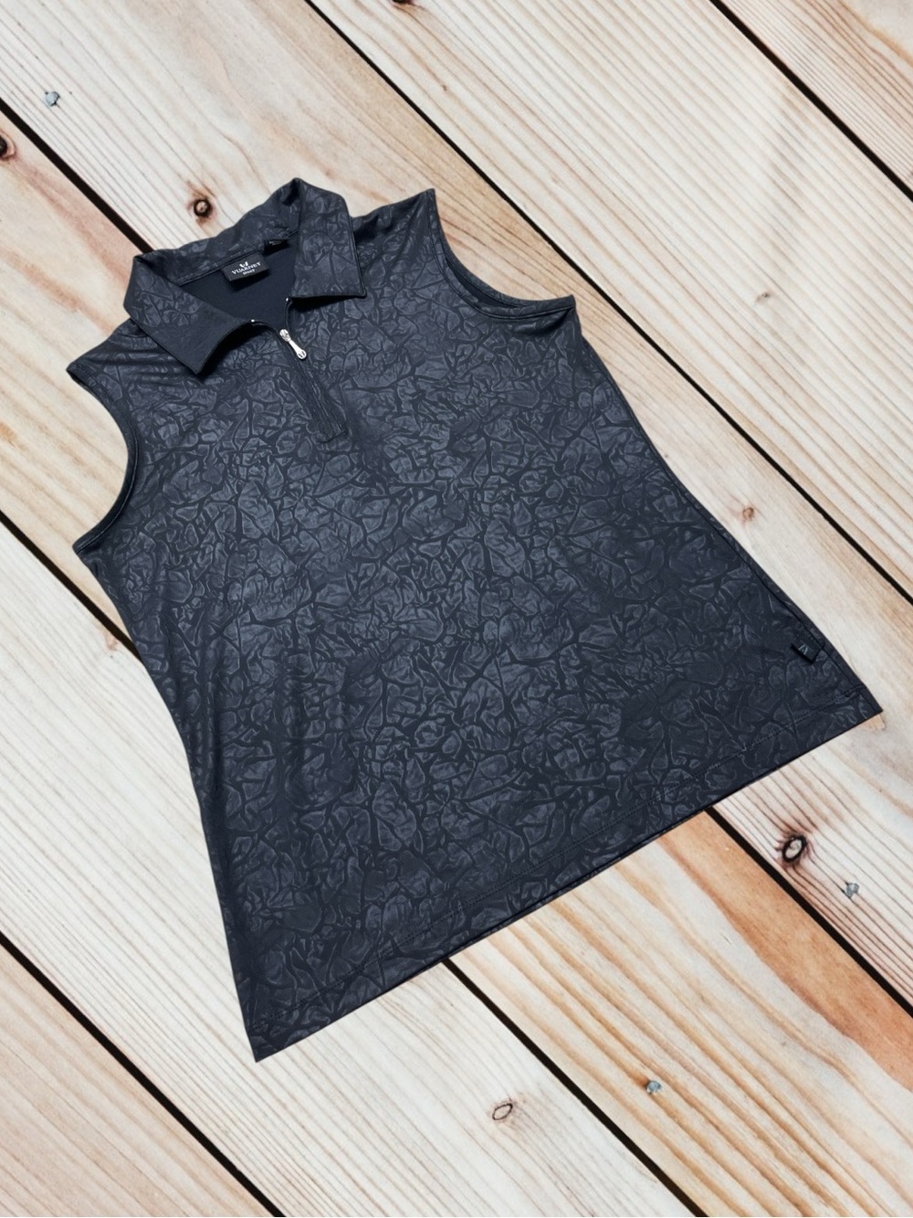 Vuarnet Sports M black embossed sleeveless 1/4 zip polo